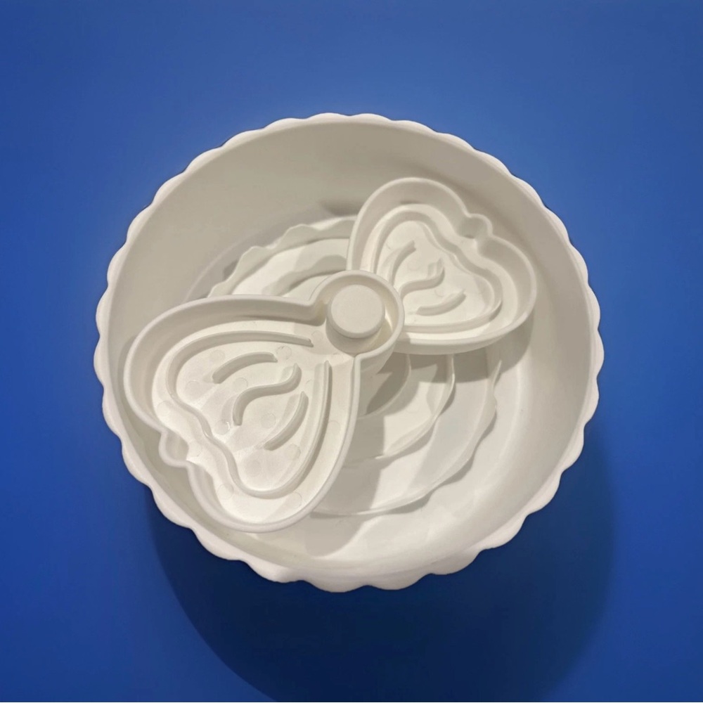 Dog Bowl - Slow Feeder/Puzzle